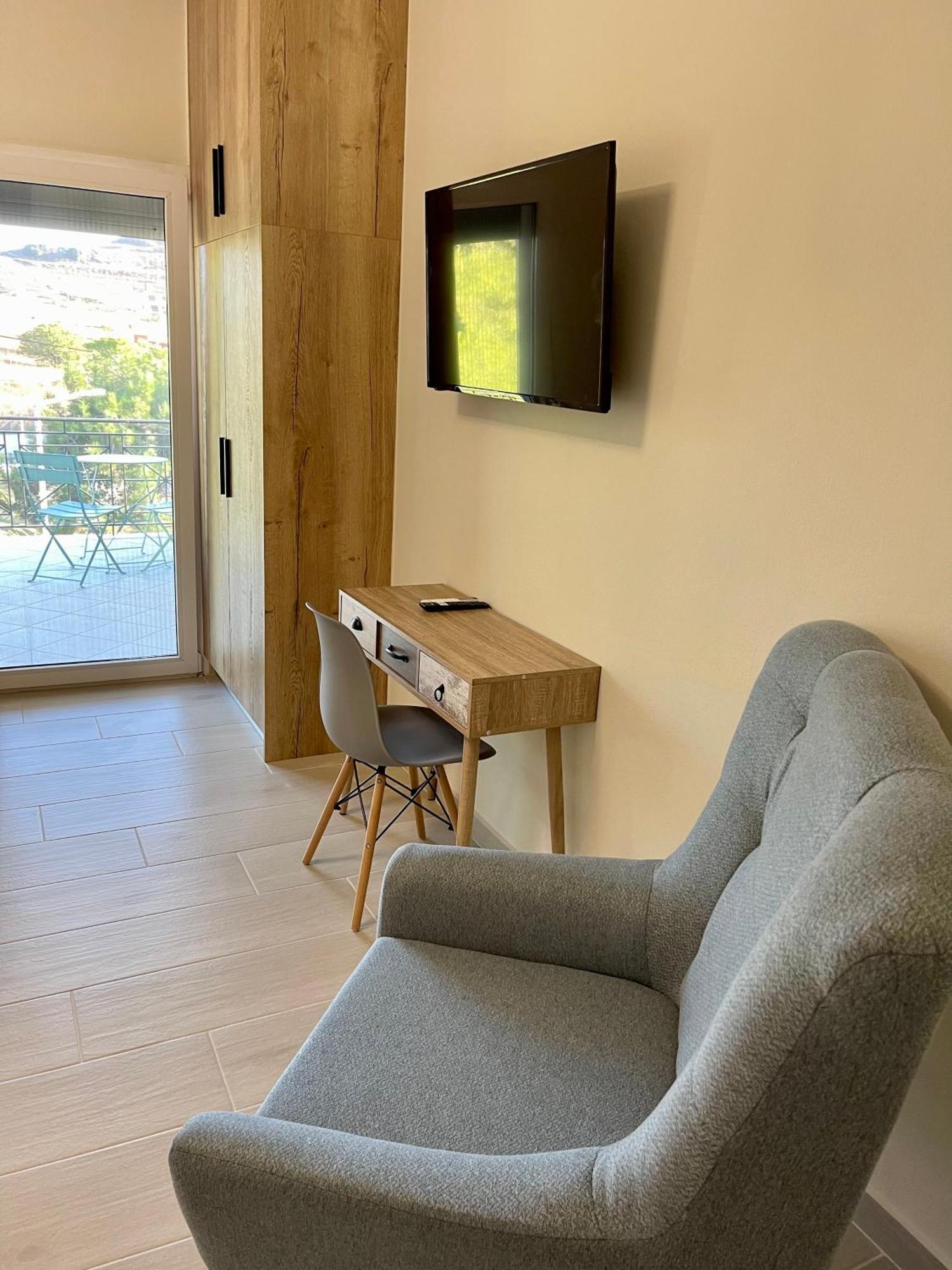 Lemnos Urban Escape Apartment Мирина Екстериор снимка